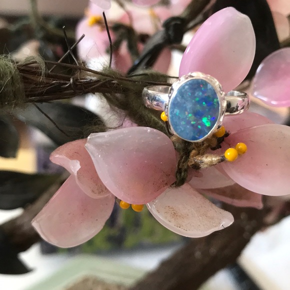 Vintage Jewelry - Vintage 925 opal ring